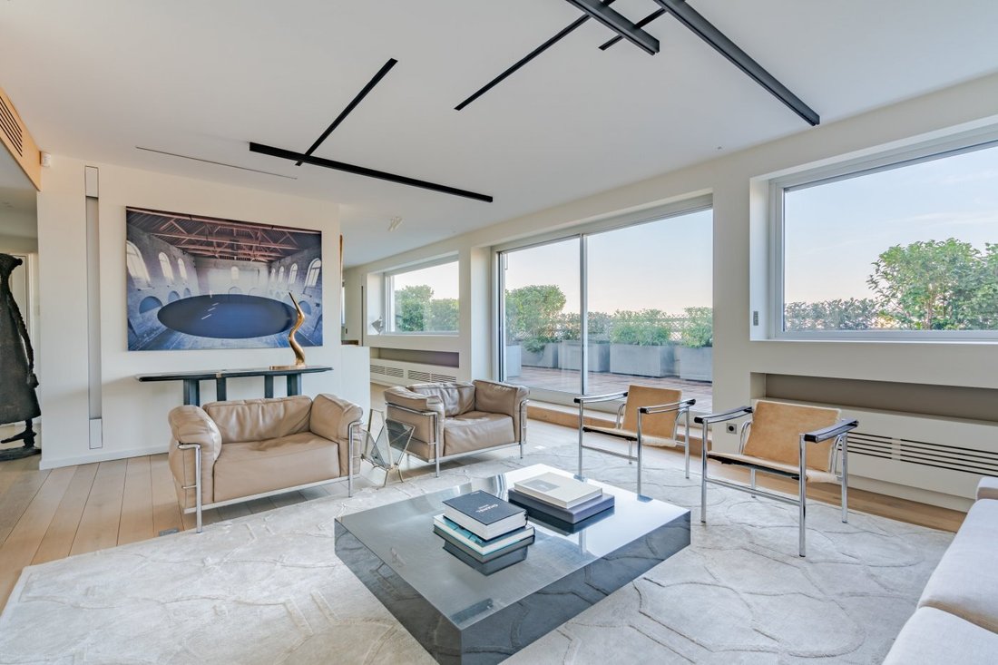 Apartment in Chaillot, Paris 16e Arrondissement, Paris 2 - 15426481
