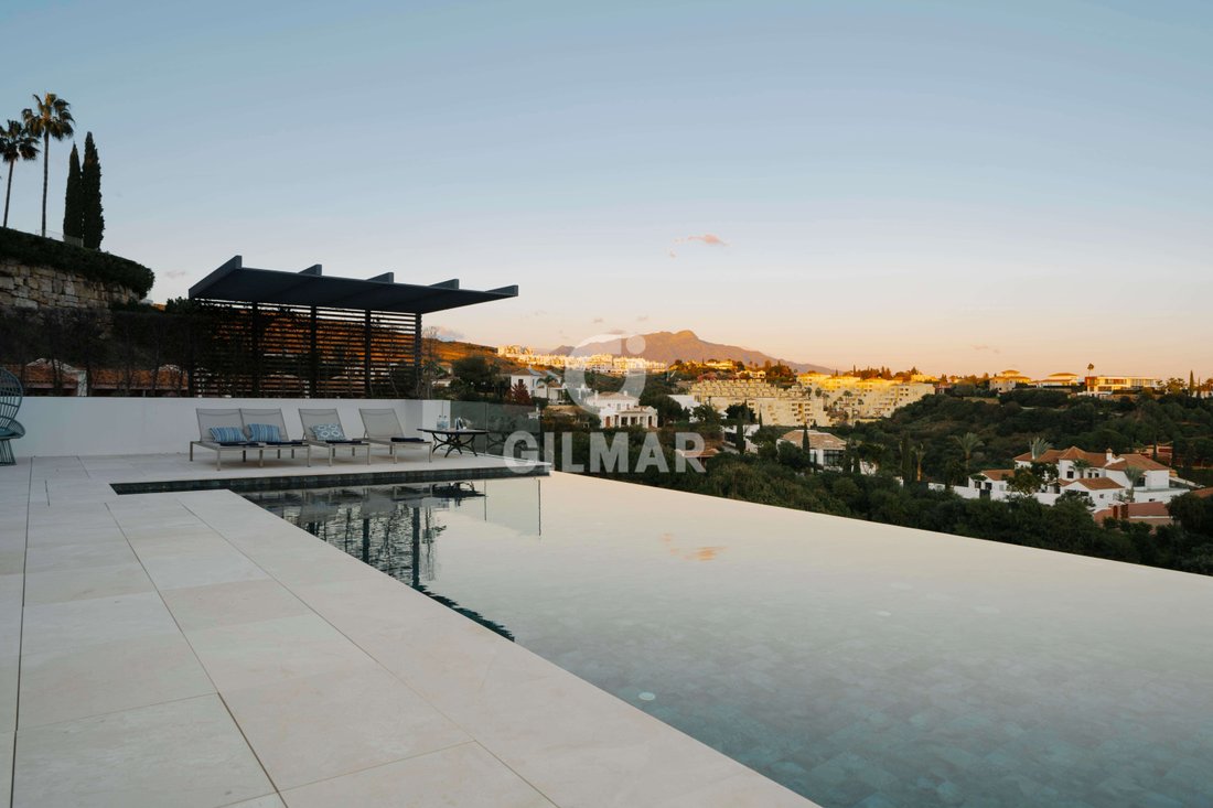 Villa in Benahavis, Andalusia, Spain 2 - 15425510