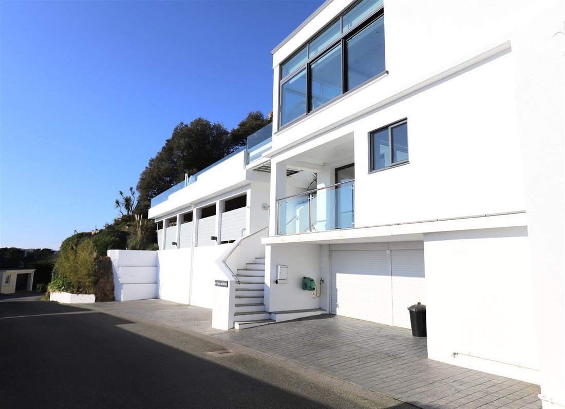 House in Jersey, St Lawrence, Jersey 2 - 14181649