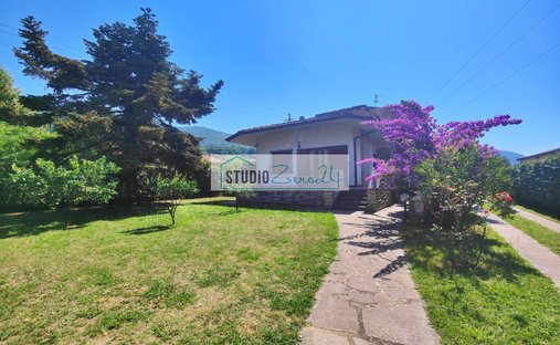 Villa in Strettoia-Capezzano-Valdicastello, Pietrasanta, Tuscany 1