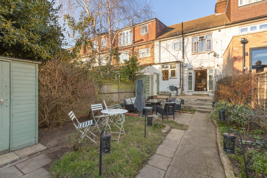 House in Boston Manor, Ealing, England 4 - 15292983