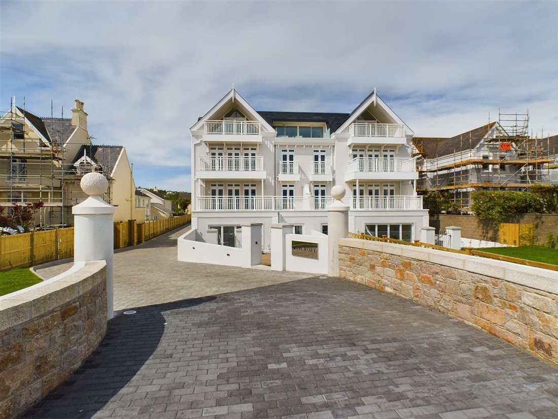 Apartment in Jersey, St Lawrence, Jersey 2 - 14181490
