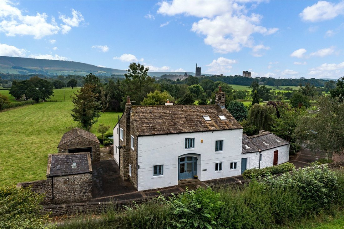 House in West Bradford, England 1 - 14613401