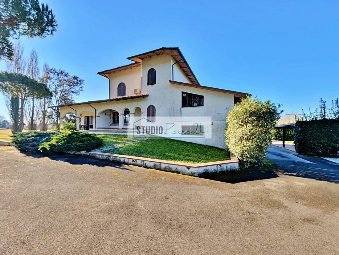 Villa in Pietrasanta, Tuscany, Italy 4 - 15427051
