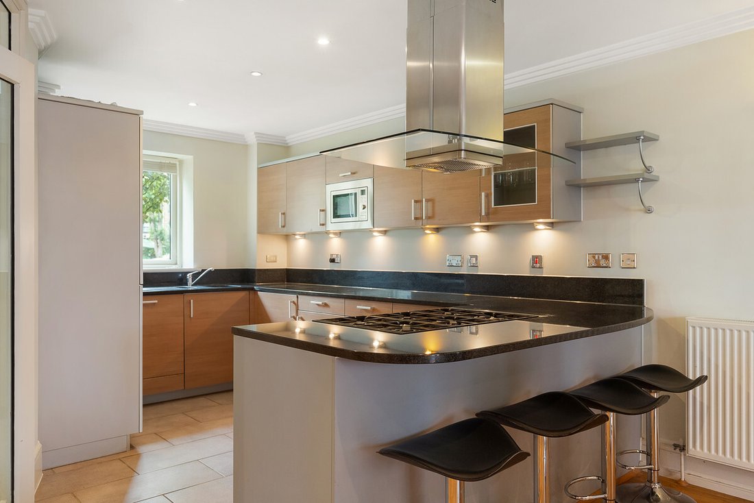 House in Brentford, Hounslow, England 2 - 14604279
