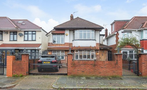 Haus in London Borough of Hounslow, England 1