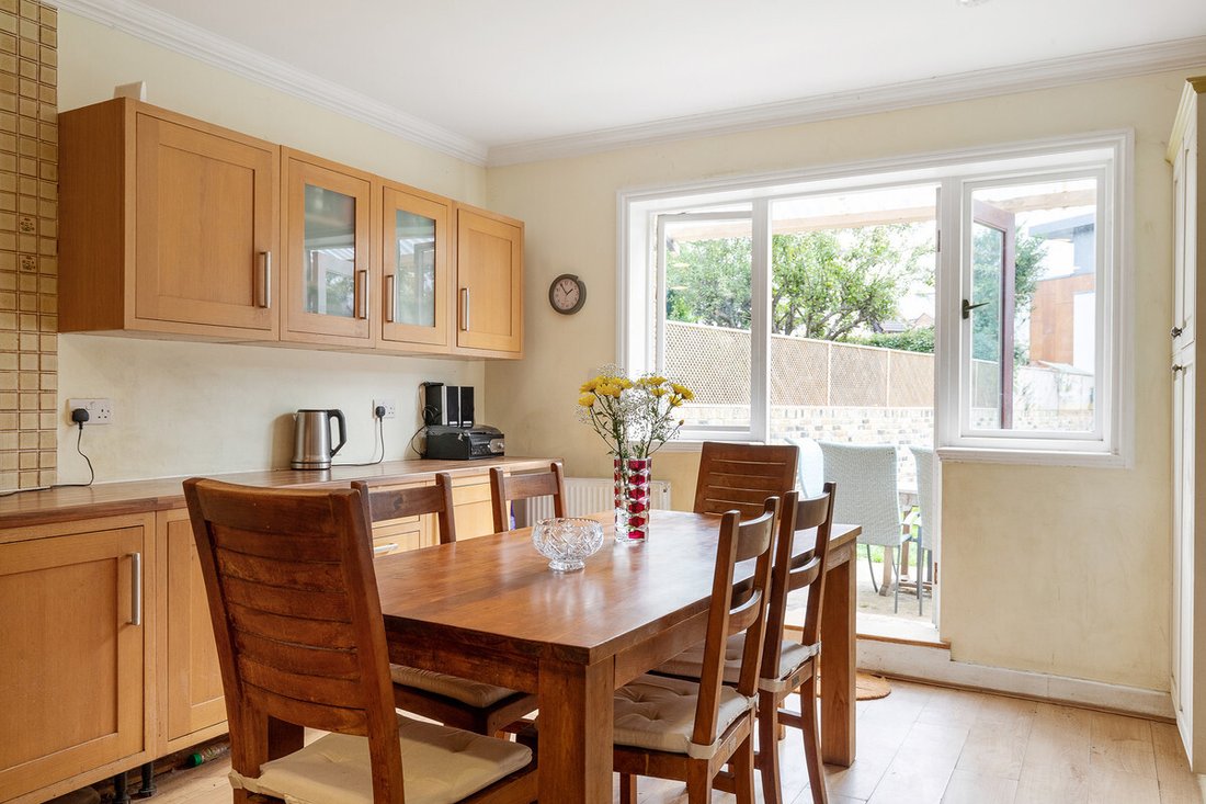 House in Ealing (London Borough of Ealing), Ealing, England 4 - 13340198