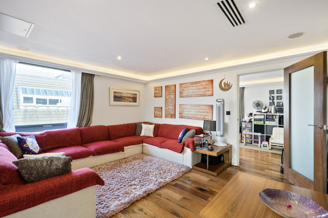 Apartment in North Sheen, Richmond Upon Thames, England 4 - 13319621