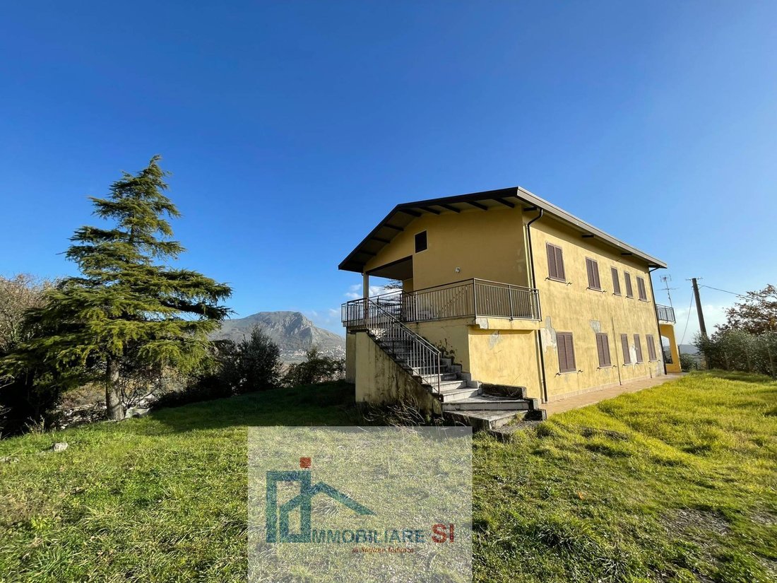 House in Cautano, Campania, Italy 1 - 15426980