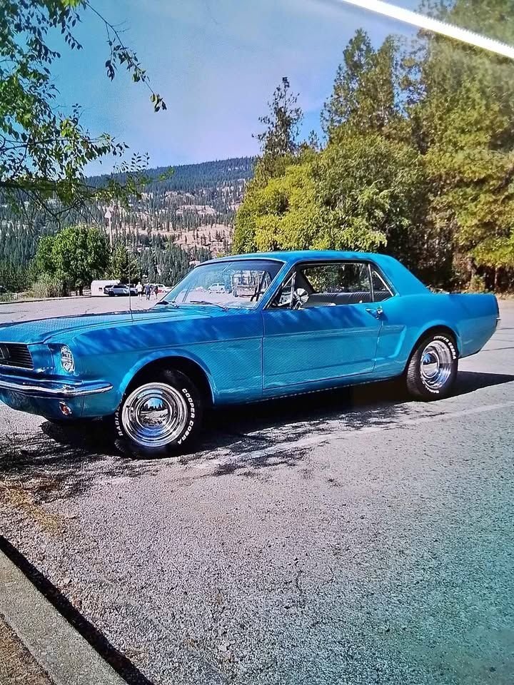 Coupe in Glendale, United States 2 - 15427738