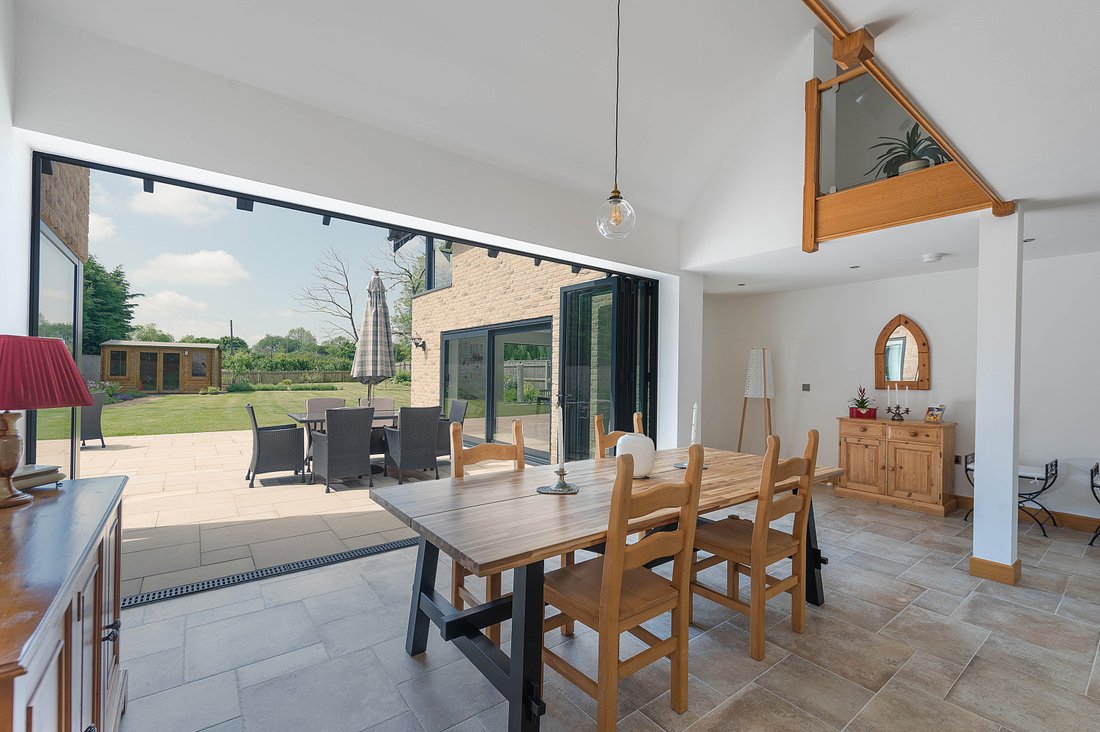 House in Eltisley, England 4 - 14281089