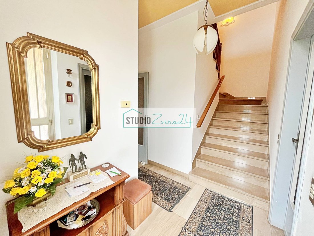 House in Tonfano, Pietrasanta, Italy 3 - 15426996