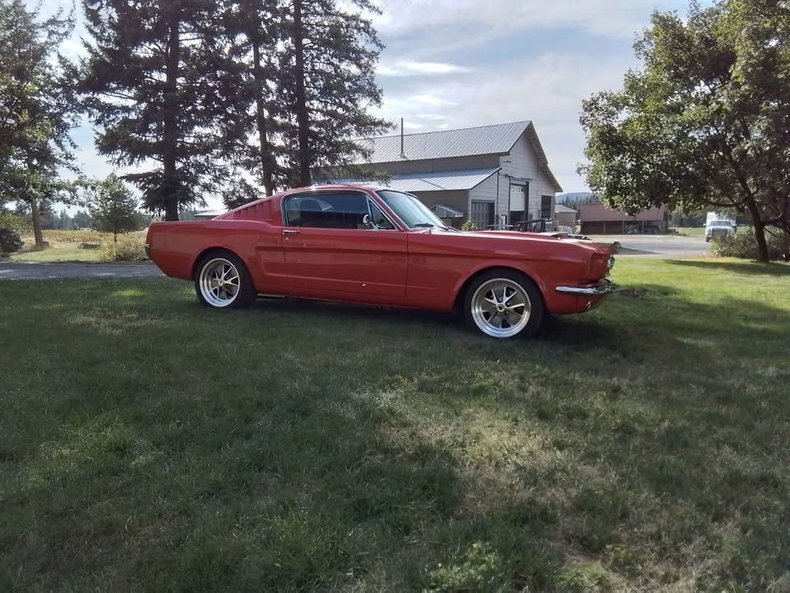 Coupe in Glendale, United States 3 - 15427736
