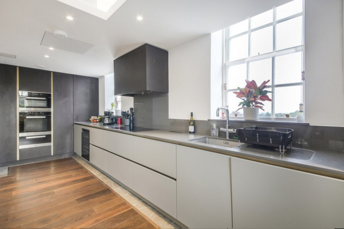 Apartment in Richmond Upon Thames, England 3 - 13319471
