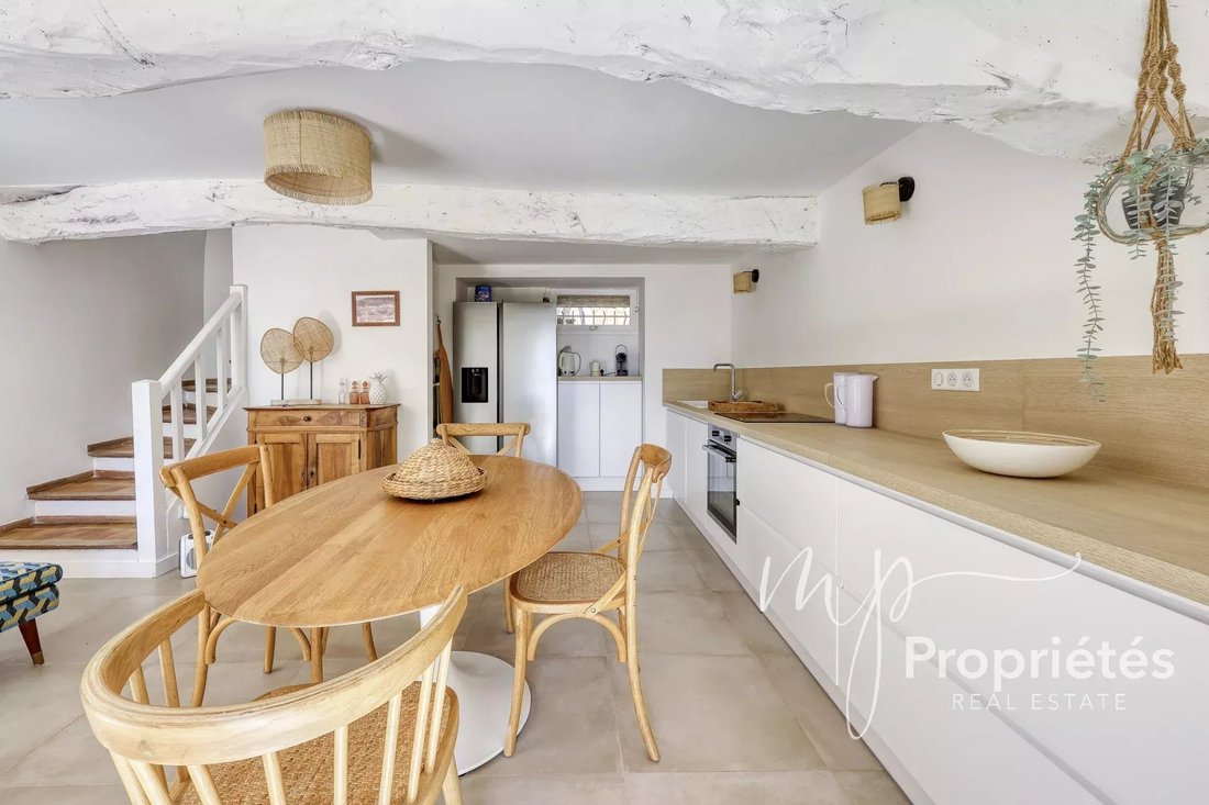 House in Rayol-Canadel-sur-Mer, Provence-Alpes-Côte d'Azur, France 3 - 14882178