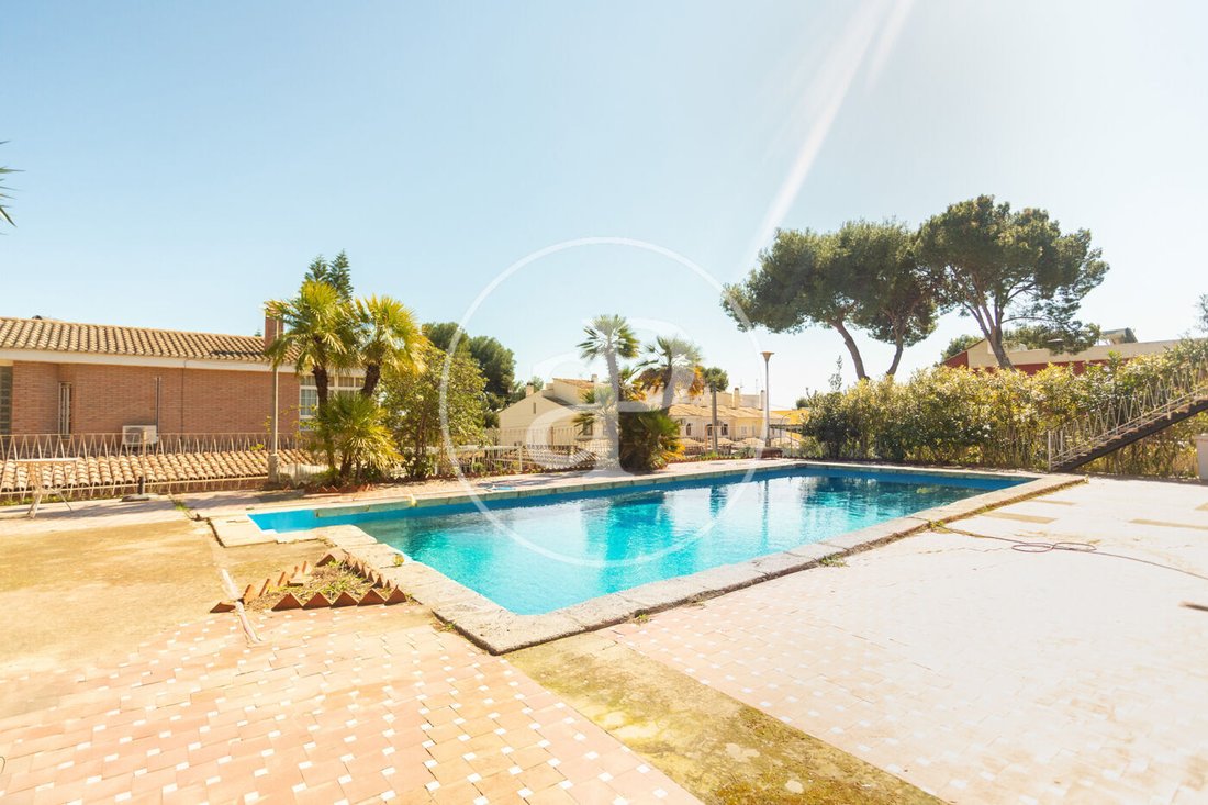 Villa in Torrent, Valencian Community, Spain 3 - 15427977