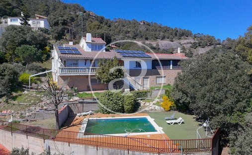 Villa a Matadepera, Catalogna, Spagna 1