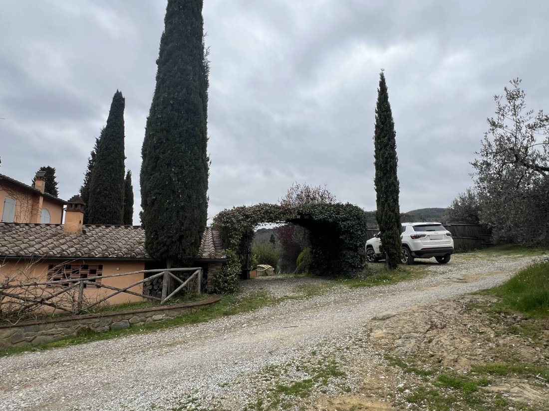 Country House in Bucine, Tuscany, Italy 4 - 15426979