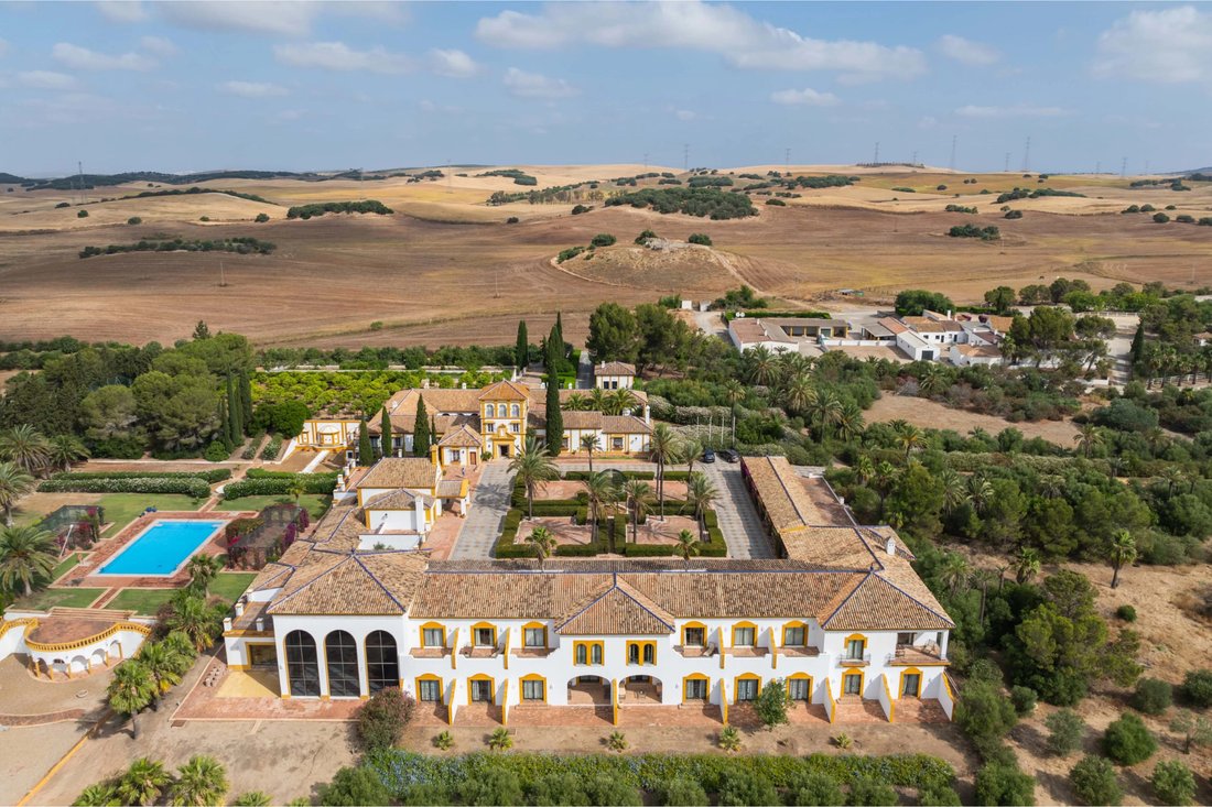 Rancho en Utrera, Andalucía, España 1 - 15427910