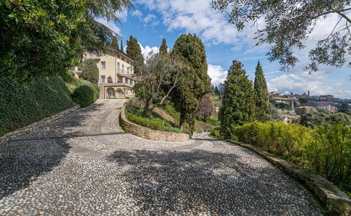 Casa en Bérgamo, Lombardía, Italia 1