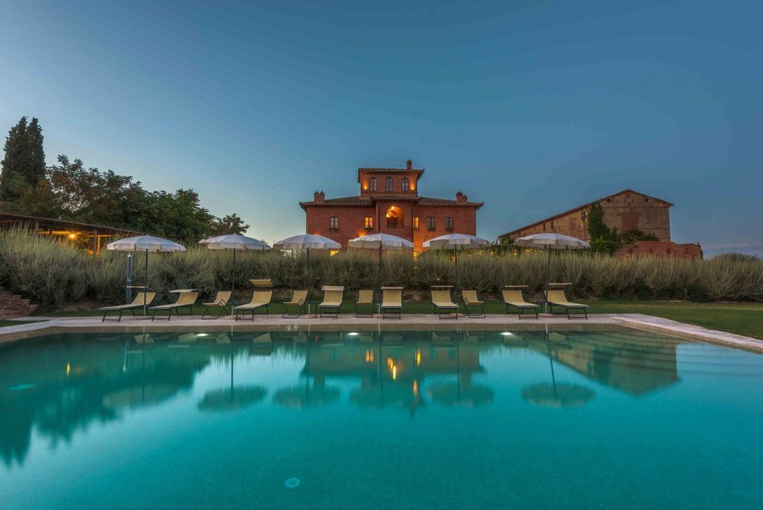 Casa en Sinalunga, Toscana, Italia 2 - 15430141
