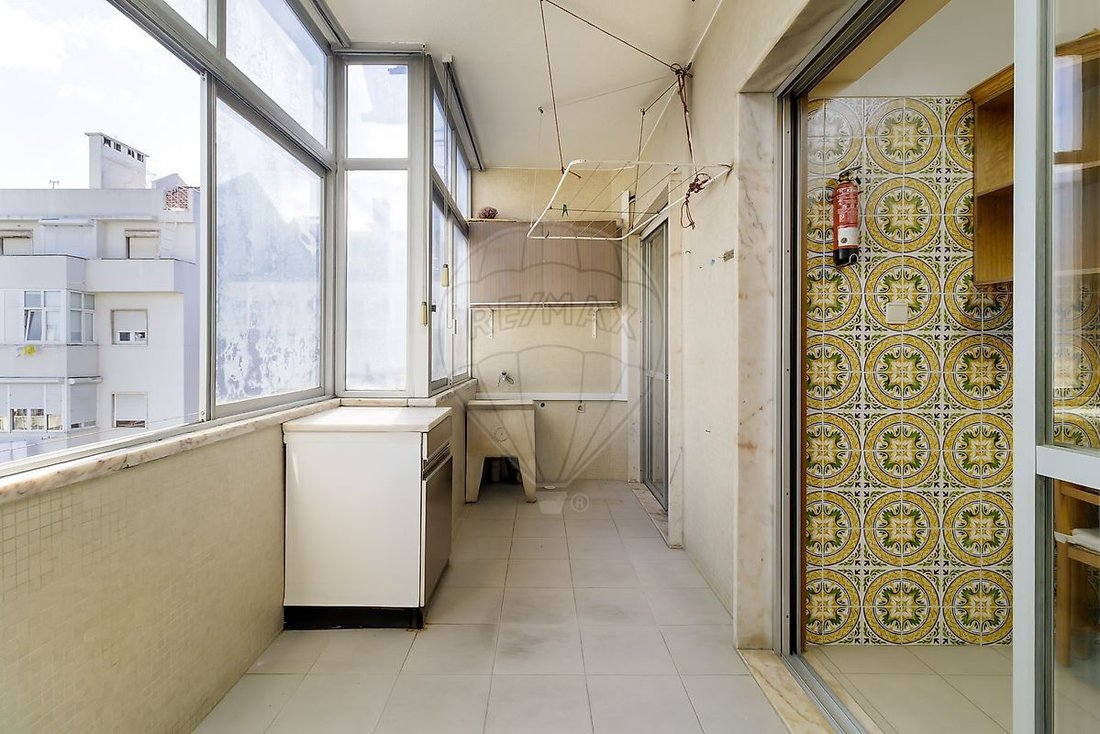 Apartment in Alvalade, Lisbon, Portugal 1 - 15429671
