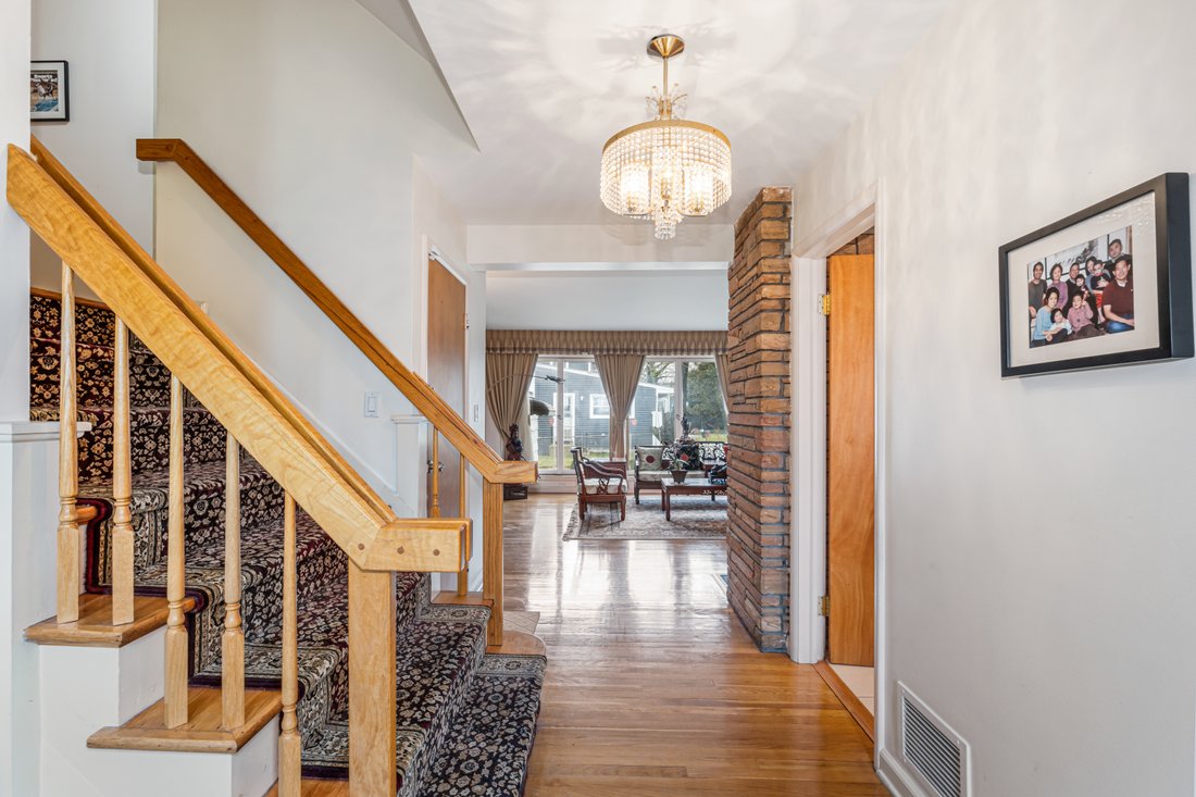 House in Rockville Centre, New York, United States 3 - 15429895