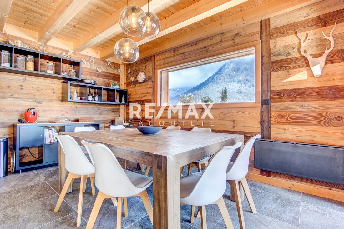 Chalet in Essert-Romand, Auvergne-Rhône-Alpes, France 3 - 15429519