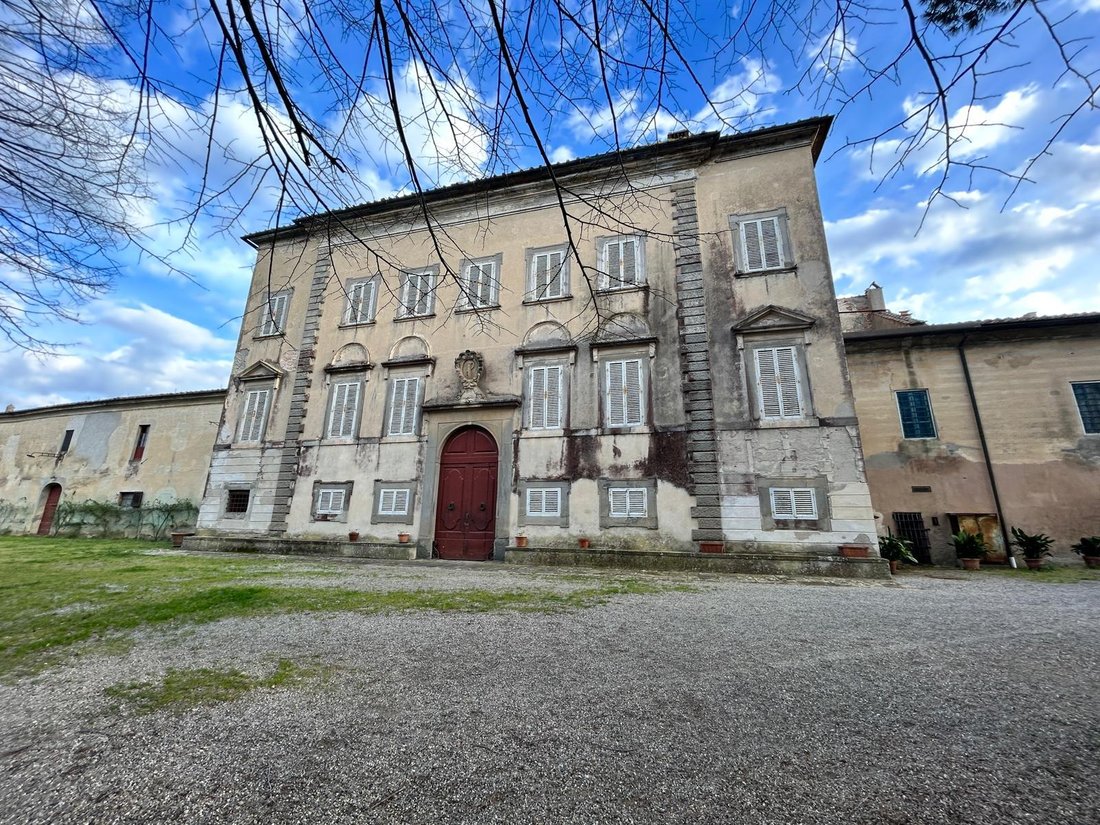 Villa in Crespina, Tuscany, Italy 2 - 15429886