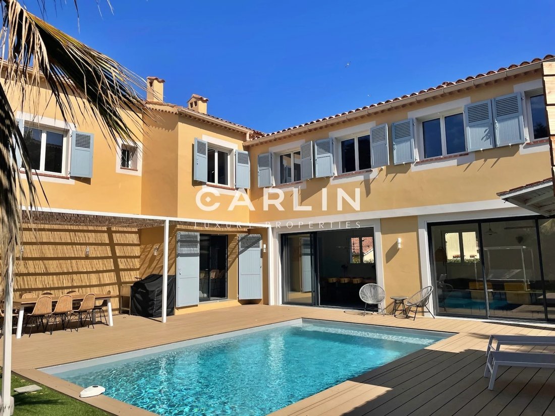 Villa in Zone Ouest Urbaine, Saint-Tropez, France 2 - 15429991