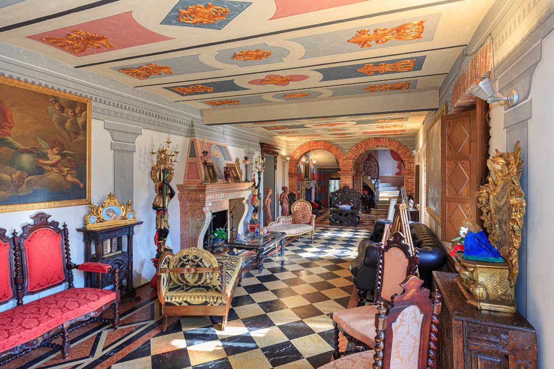 Villa in Comabbio, Lombardei, Italien 1 - 15433682