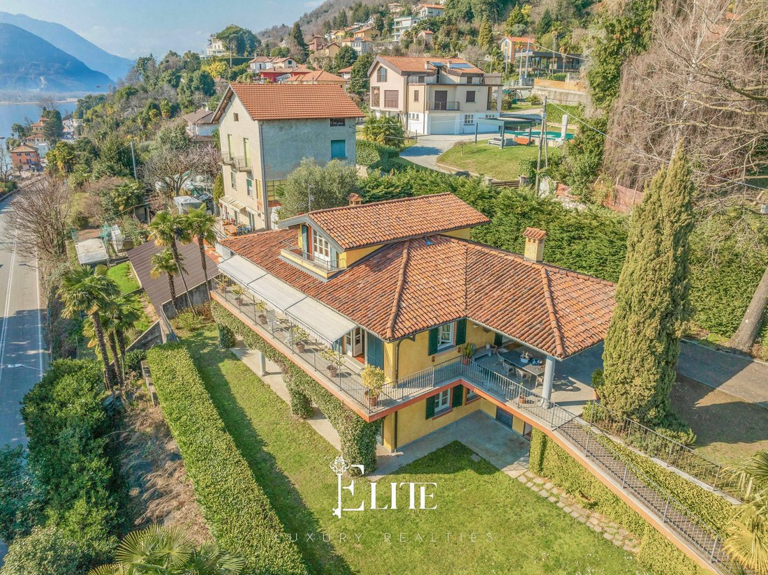Villa in Verbania, Piedmont, Italy 3 - 15434145