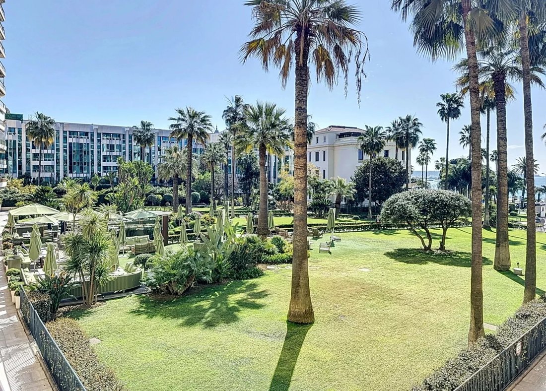 Apartment in Cannes, Provence-Alpes-Côte d'Azur, France 3 - 15430750