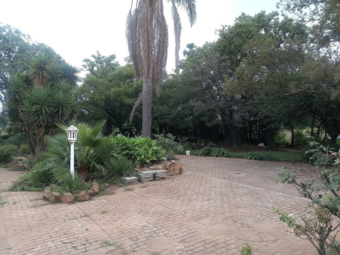Estate in City of Ekurhuleni Metropolitan Municipality, Gauteng, South Africa 2 - 15431530