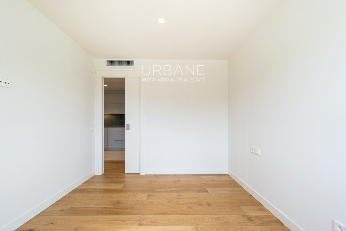 Apartment in Eixample, Barcelona, Spain 2 - 15434154