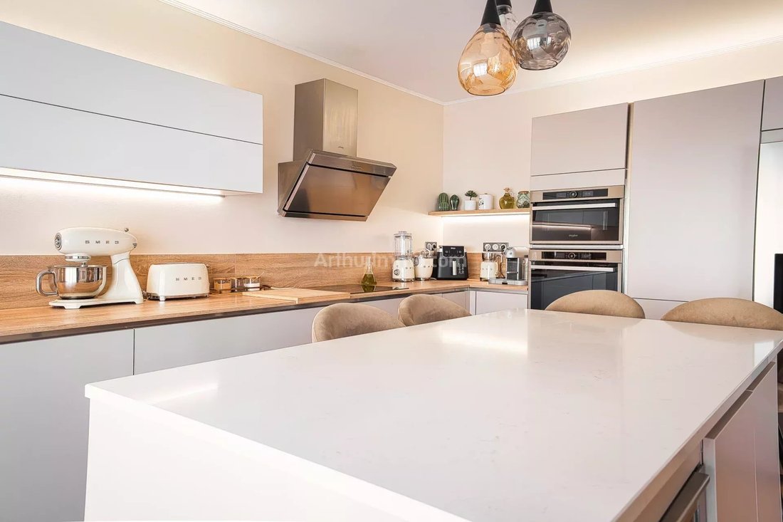 Apartment in Liberation, Nice, France 4 - 14688816