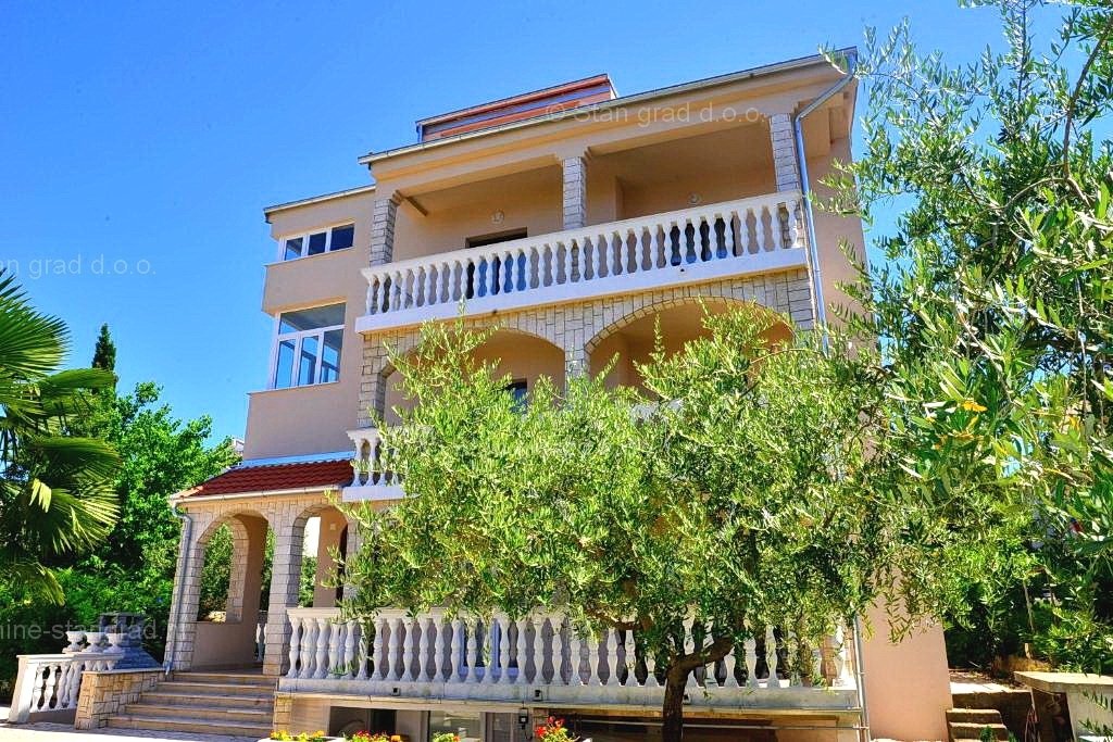 House in Malinska, Primorje-Gorski Kotar County, Croatia 1 - 15431481