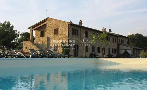 Villa in Volterra, Tuscany, Italy 1