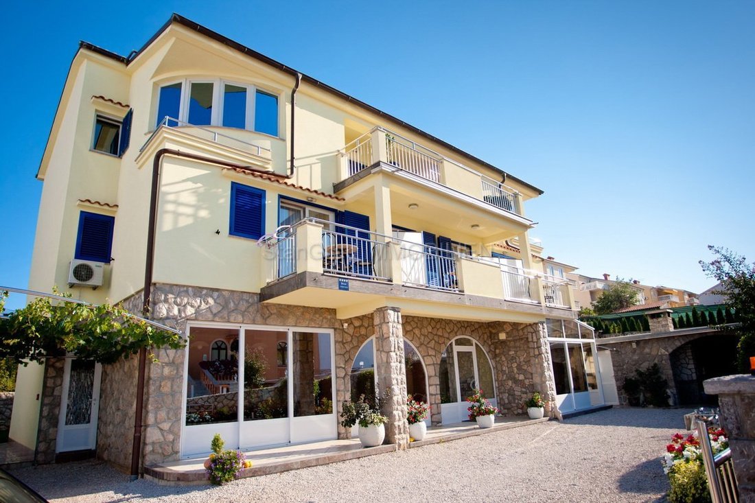 House in Malinska, Primorje-Gorski Kotar County, Croatia 1 - 15431486