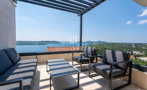 Apartment in Orasac, Dubrovnik-Neretva County, Croatia 1