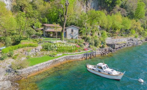 Villa a Riva, Lombardia, Italia 1