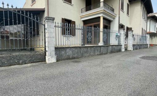 Villa à Pordenone, Frioul-Vénétie julienne, Italie 1