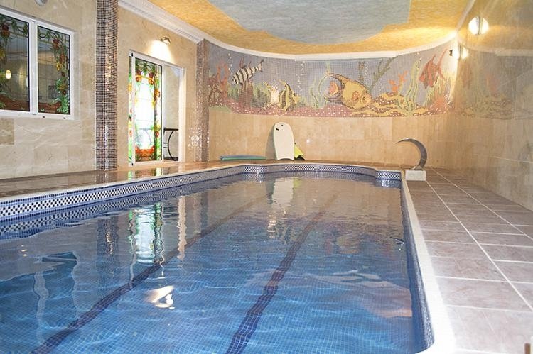 Villa in El Fondo de les Neus, Valencian Community, Spain 1 - 10821248