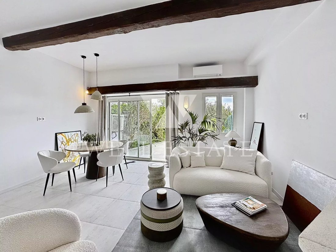 Villa in Croix des Gardes, Cannes, France 3 - 15430729