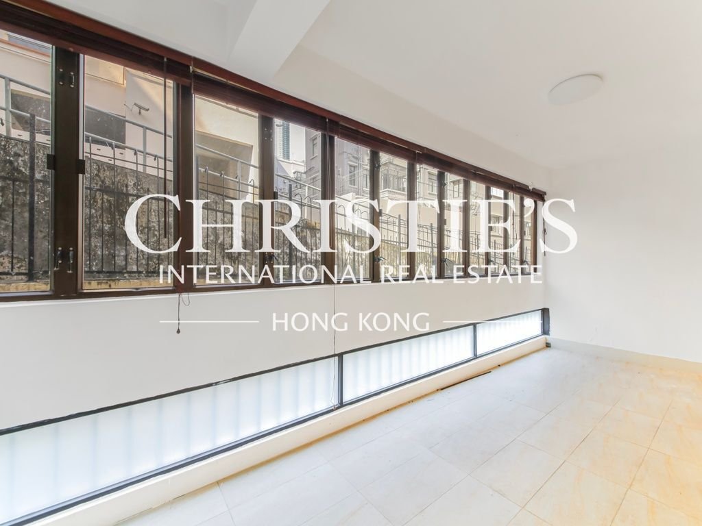 Apartment in Hong Kong, Hong Kong 2 - 15436934