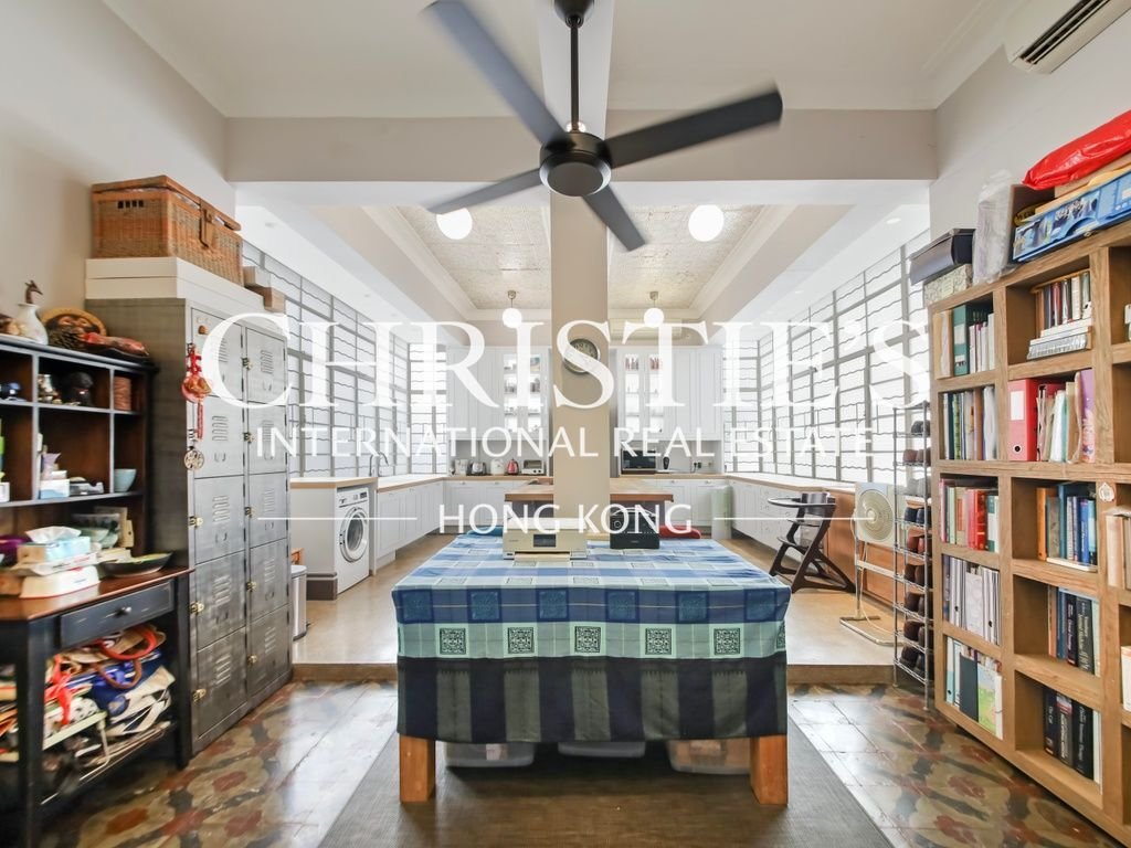 Apartment in Hong Kong, Hong Kong 2 - 15437069