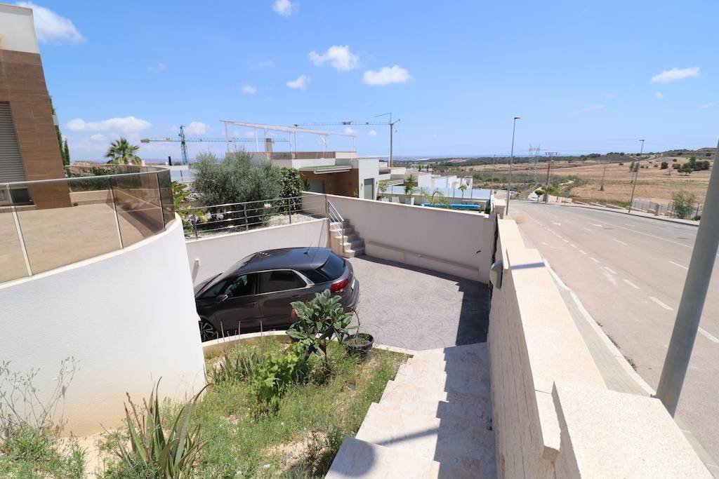 Chalet in San Miguel de Salinas, Valencian Community, Spain 3 - 12918075