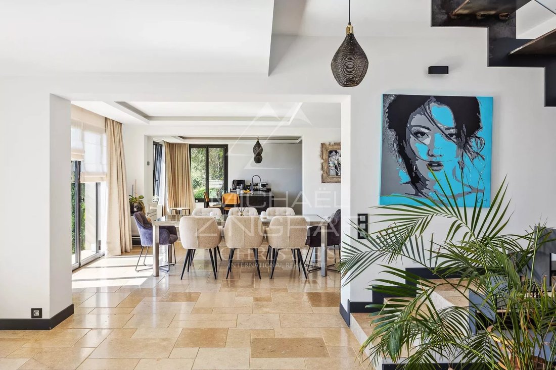 Villa in Le Tignet, Provence-Alpes-Côte d'Azur, France 5 - 14277261