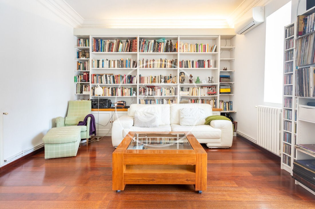 Appartamento a Barcellona, Catalogna, Spagna 4 - 15378510