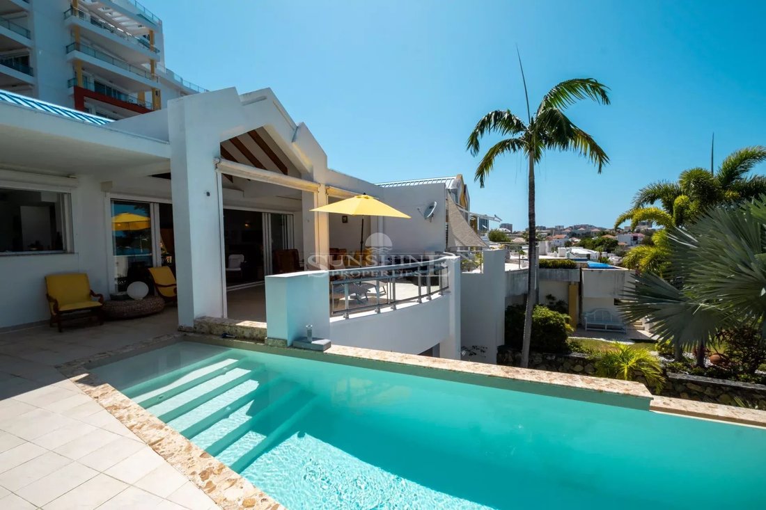 Villa in Simpson Bay, Sint Maarten 2 - 15432382